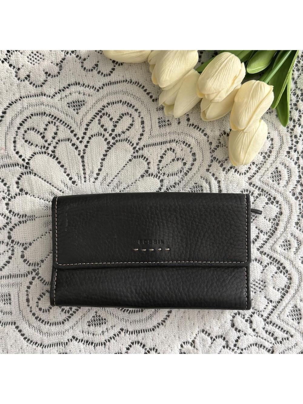 Fossil black leather wallet